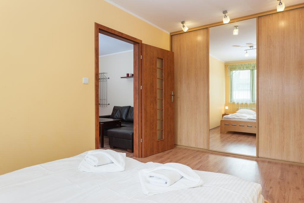 Apartamenty Zeromskiego 29 By Noclegi Renters Swinoujscie Oda fotoğraf