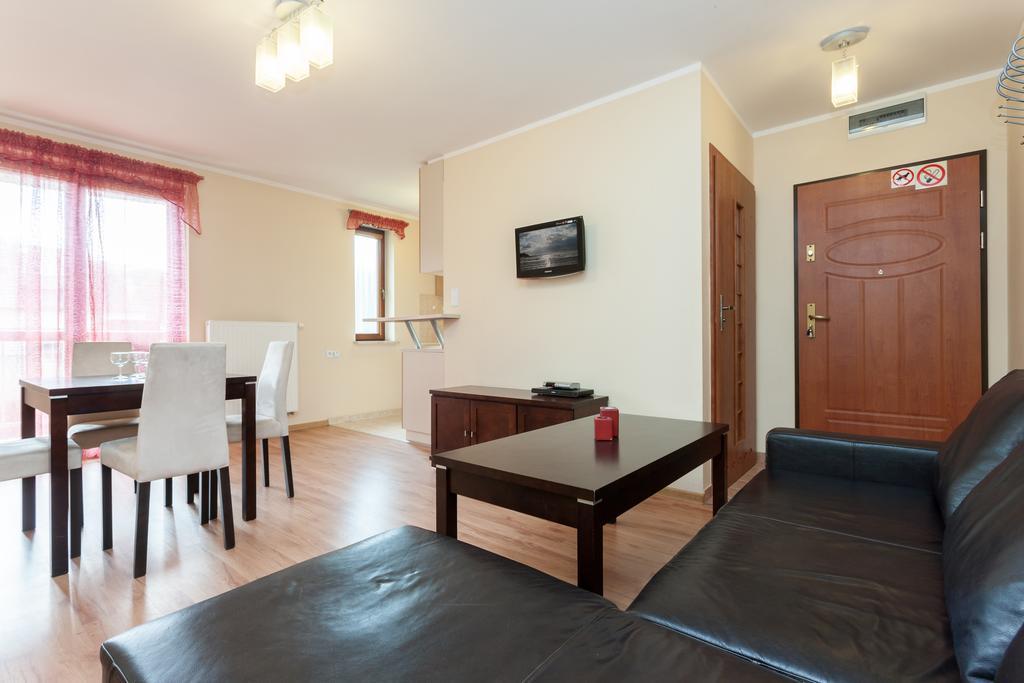 Apartamenty Zeromskiego 29 By Noclegi Renters Swinoujscie Oda fotoğraf