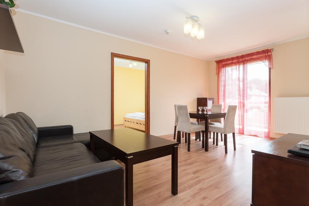 Apartamenty Zeromskiego 29 By Noclegi Renters Swinoujscie Oda fotoğraf